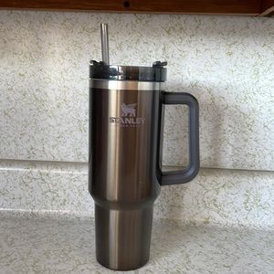 Brand New Stanley Adventure Quencher 40oz